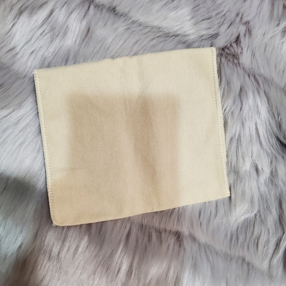 Louis vuitton jewelry pouch - Picture 3 of 3